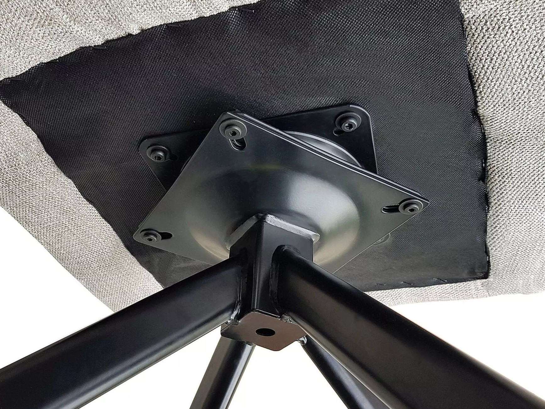 Stol Detroit 144 (Temno siva)