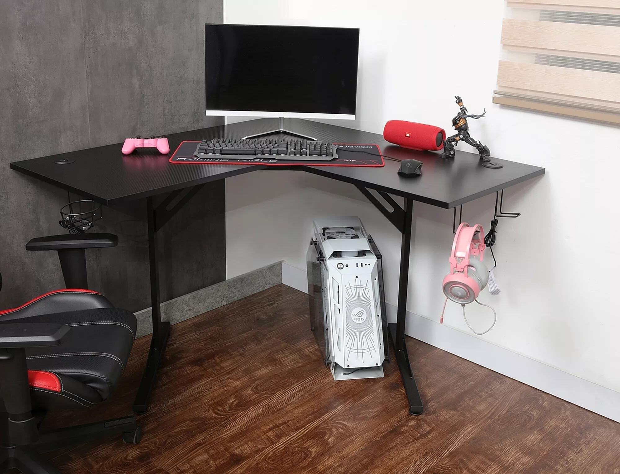 Kotna pisalna miza Detroit 215