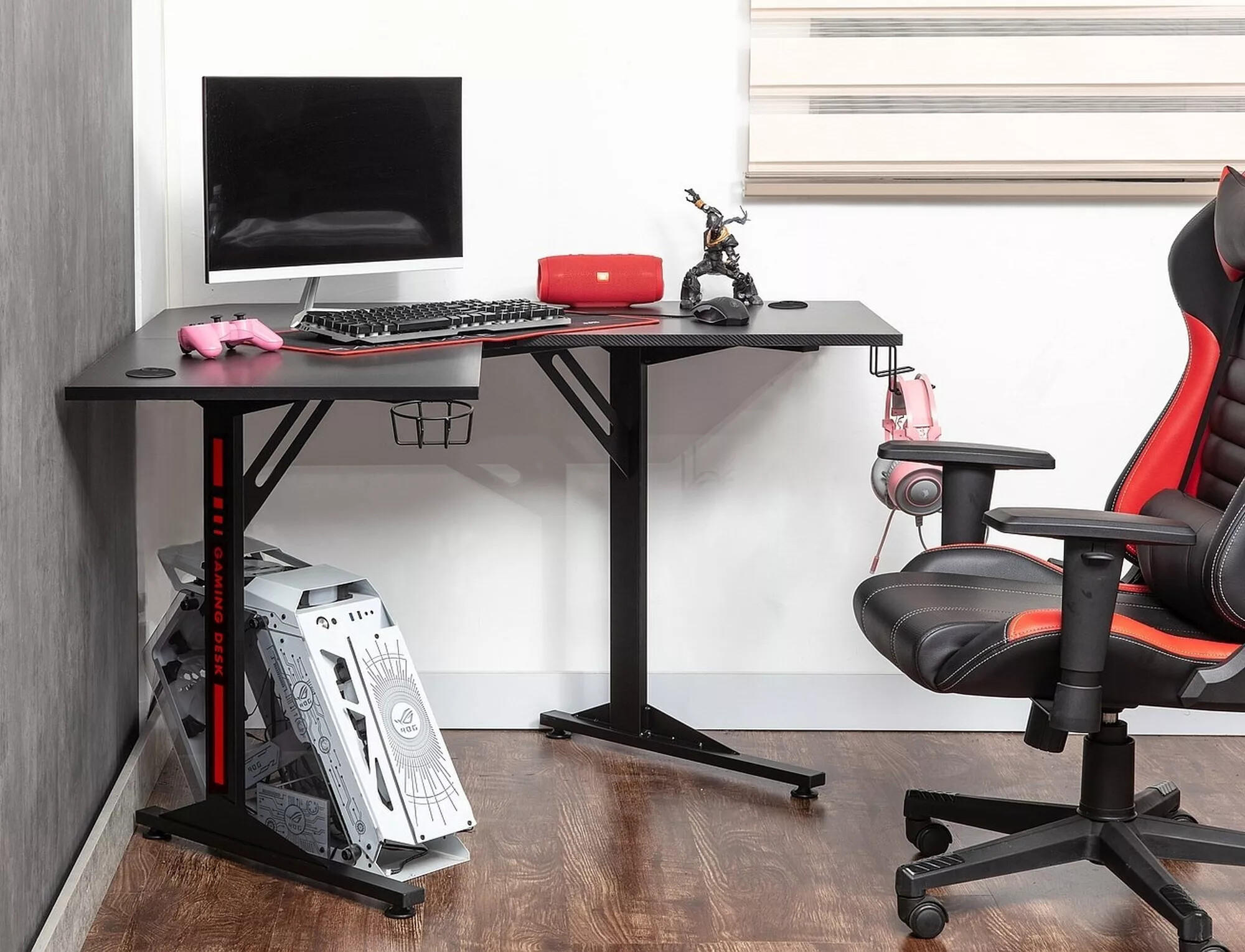 Kotna pisalna miza Detroit 215