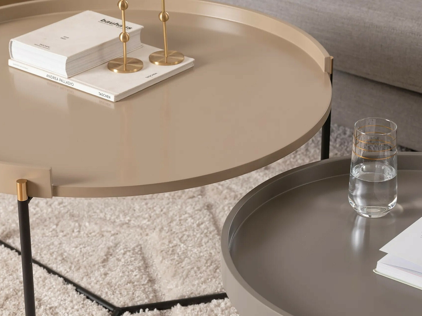 Komplet klubskih mizic Kailua 2135 (Bež + Taupe)