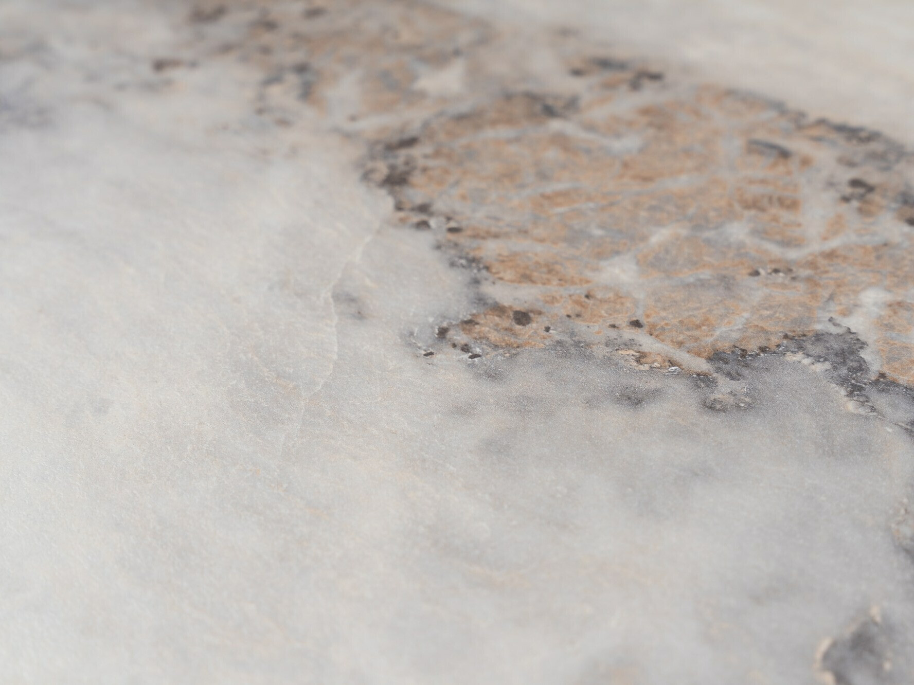 Klubska mizica Kailua 2142