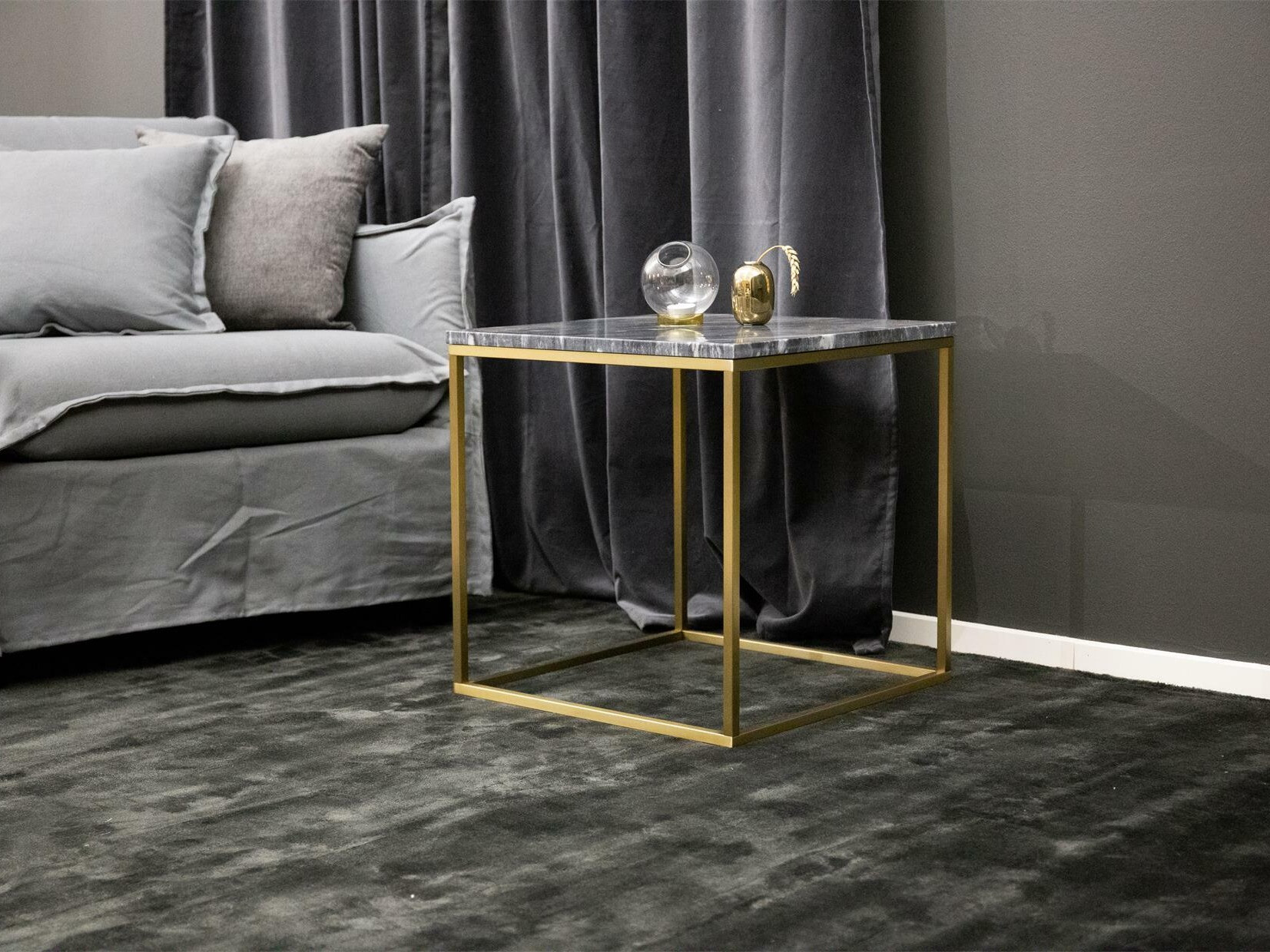 Klubska mizica Dallas 178 (Črni marmor + Medenina)