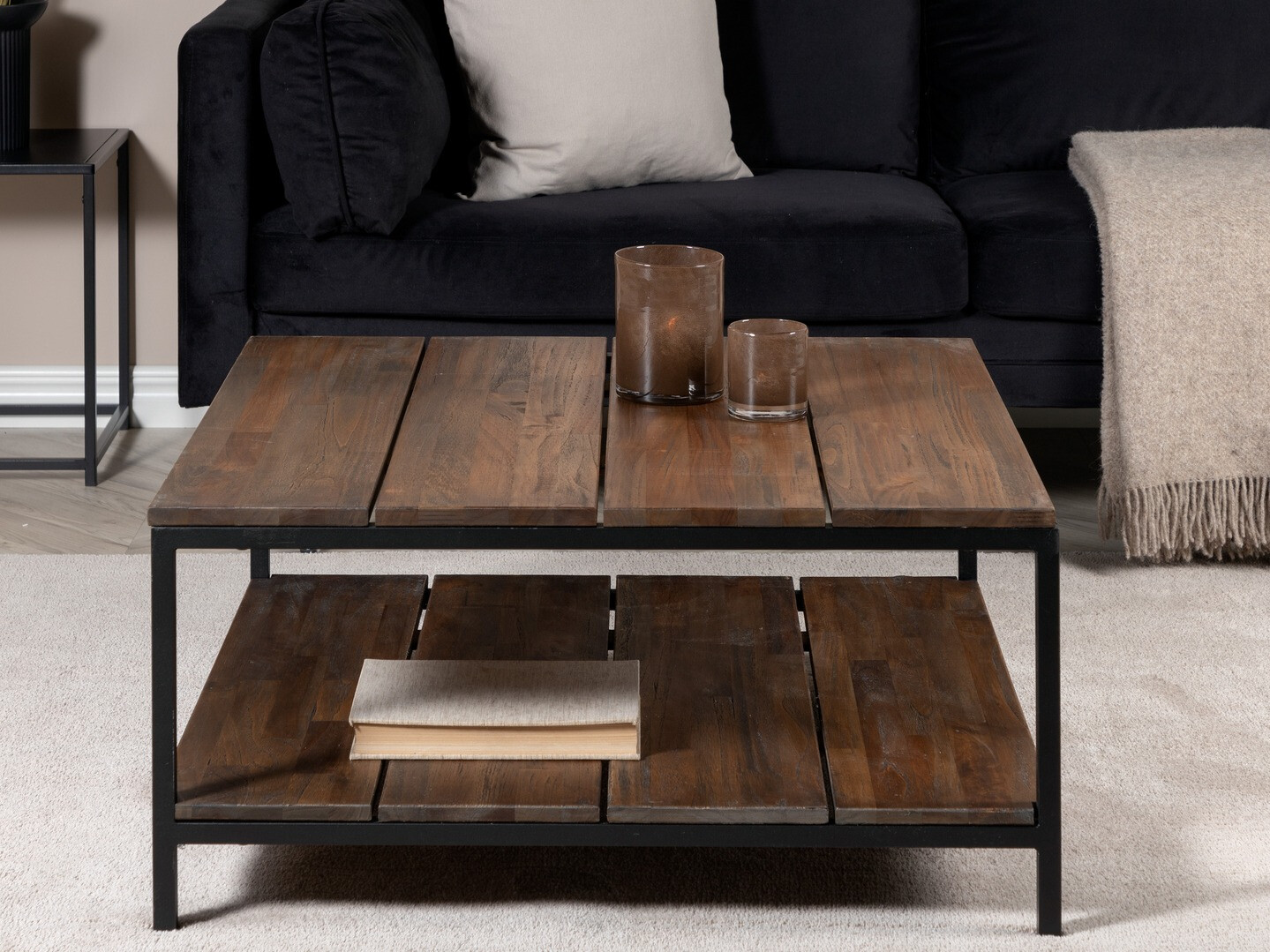 Klubska mizica Dallas 232