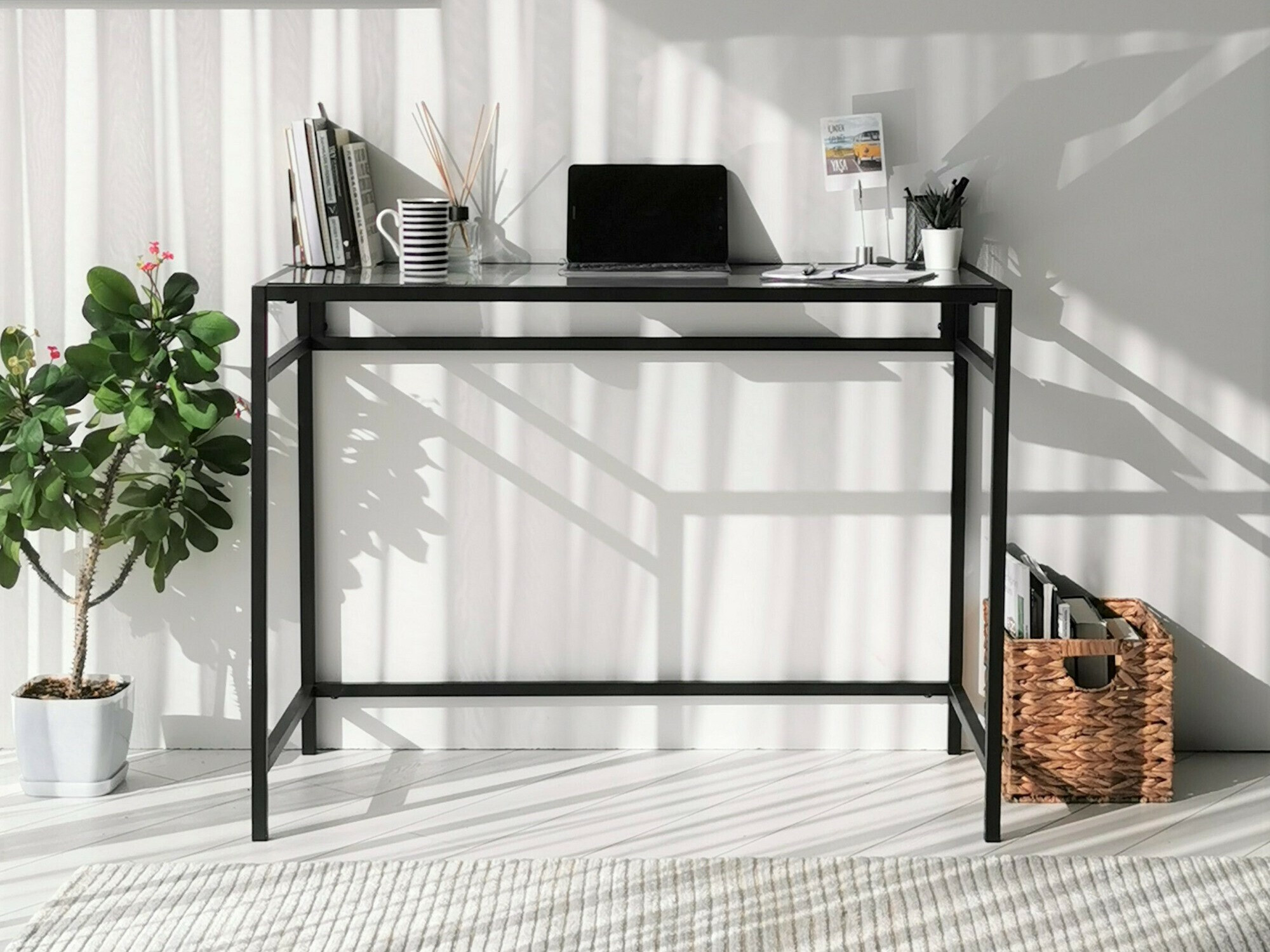 Pisalna miza Asheboro 128