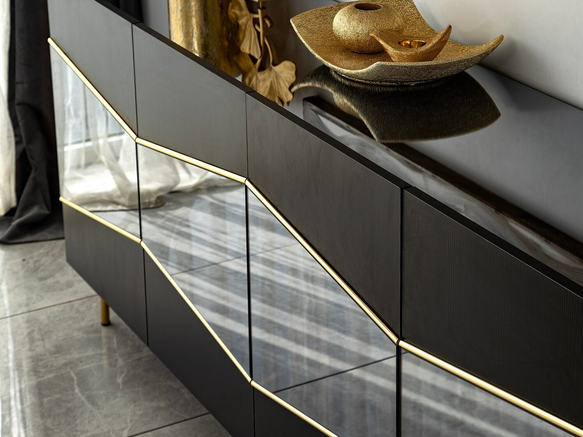 Omarica Kailua 2210 (Črna + Zlata)