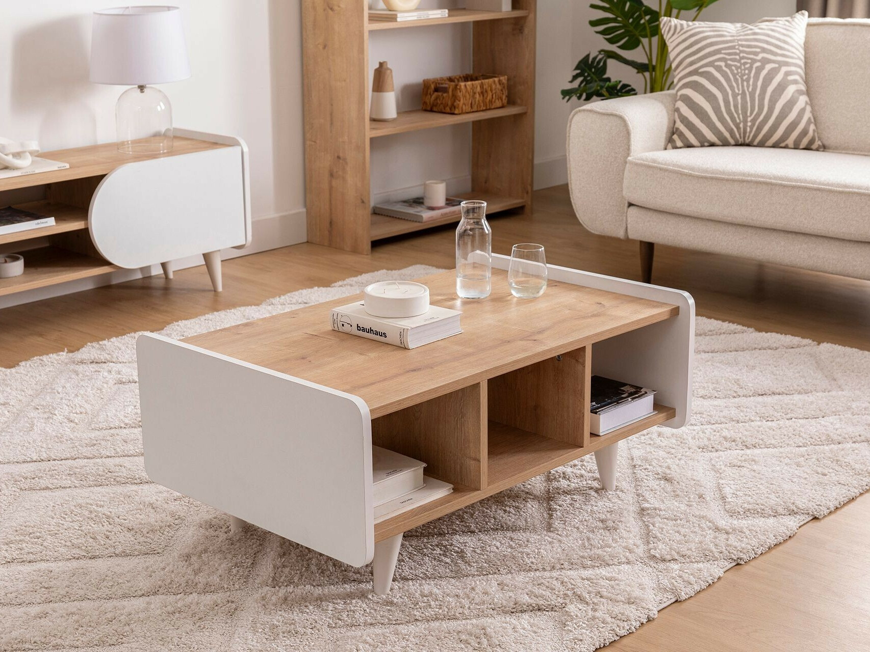 Klubska mizica Asheboro 137