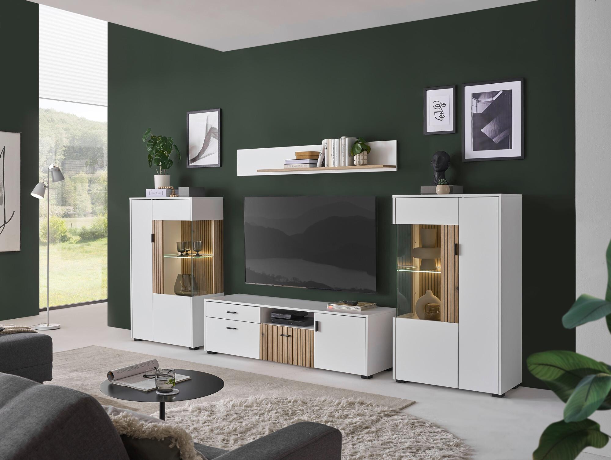Omarica Belmelu 102 (Bela + Hrast)