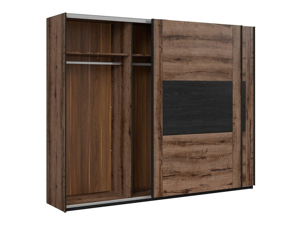 Regali in police Livmoru 105