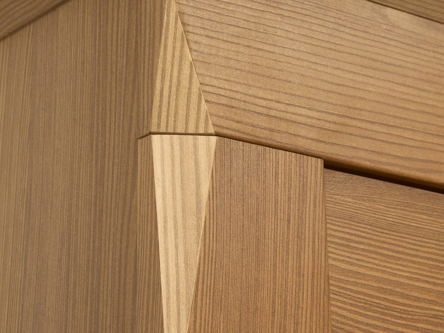 Nočna omarica Lirmora 100