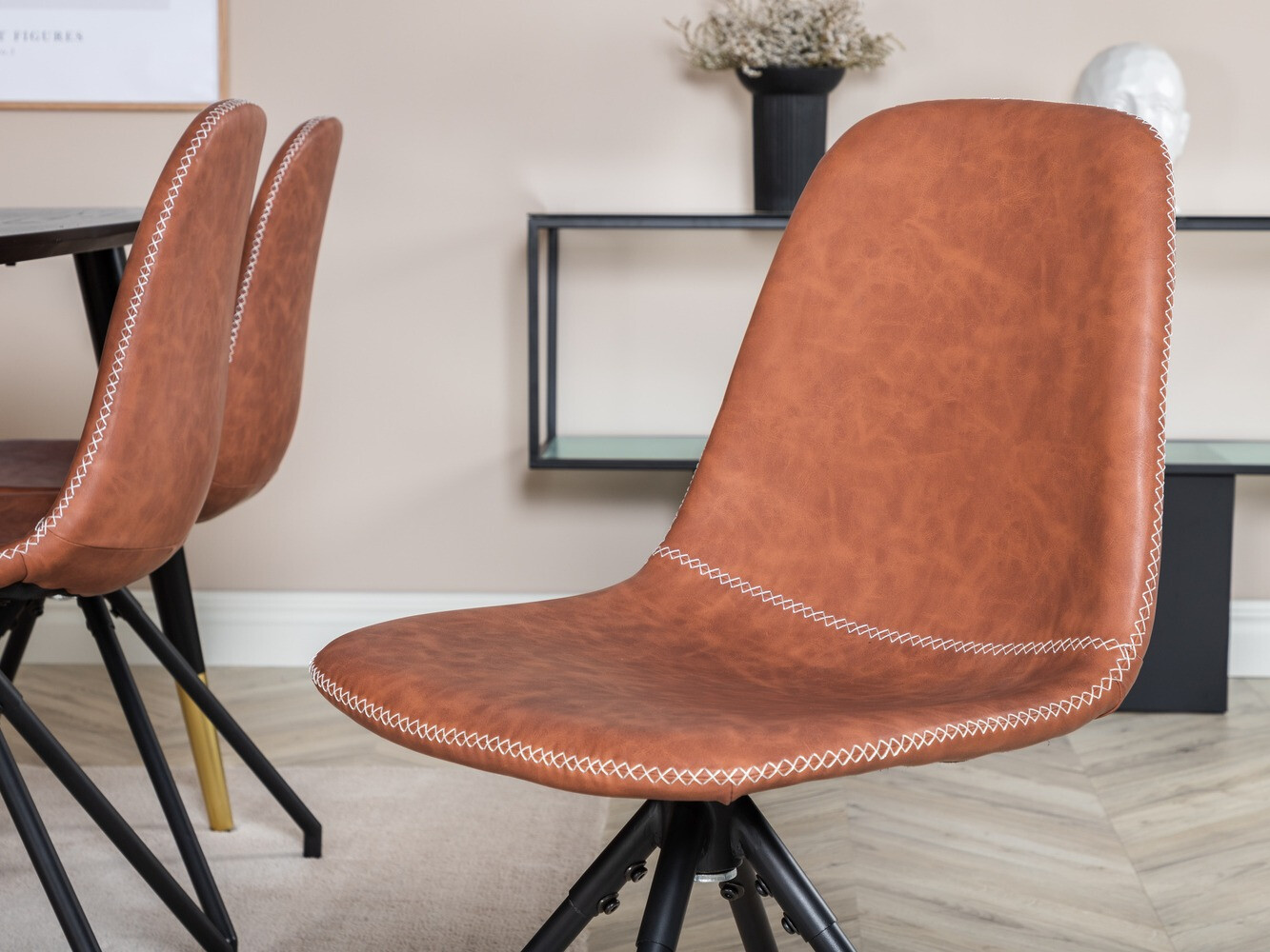 Jedilniški komplet Dallas 2578 (Črna + Medenina)