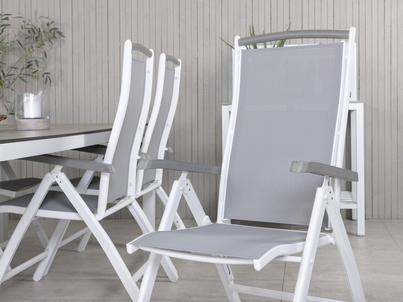 Komplet mize in stolov Dallas 2492 (Siva + Bela)