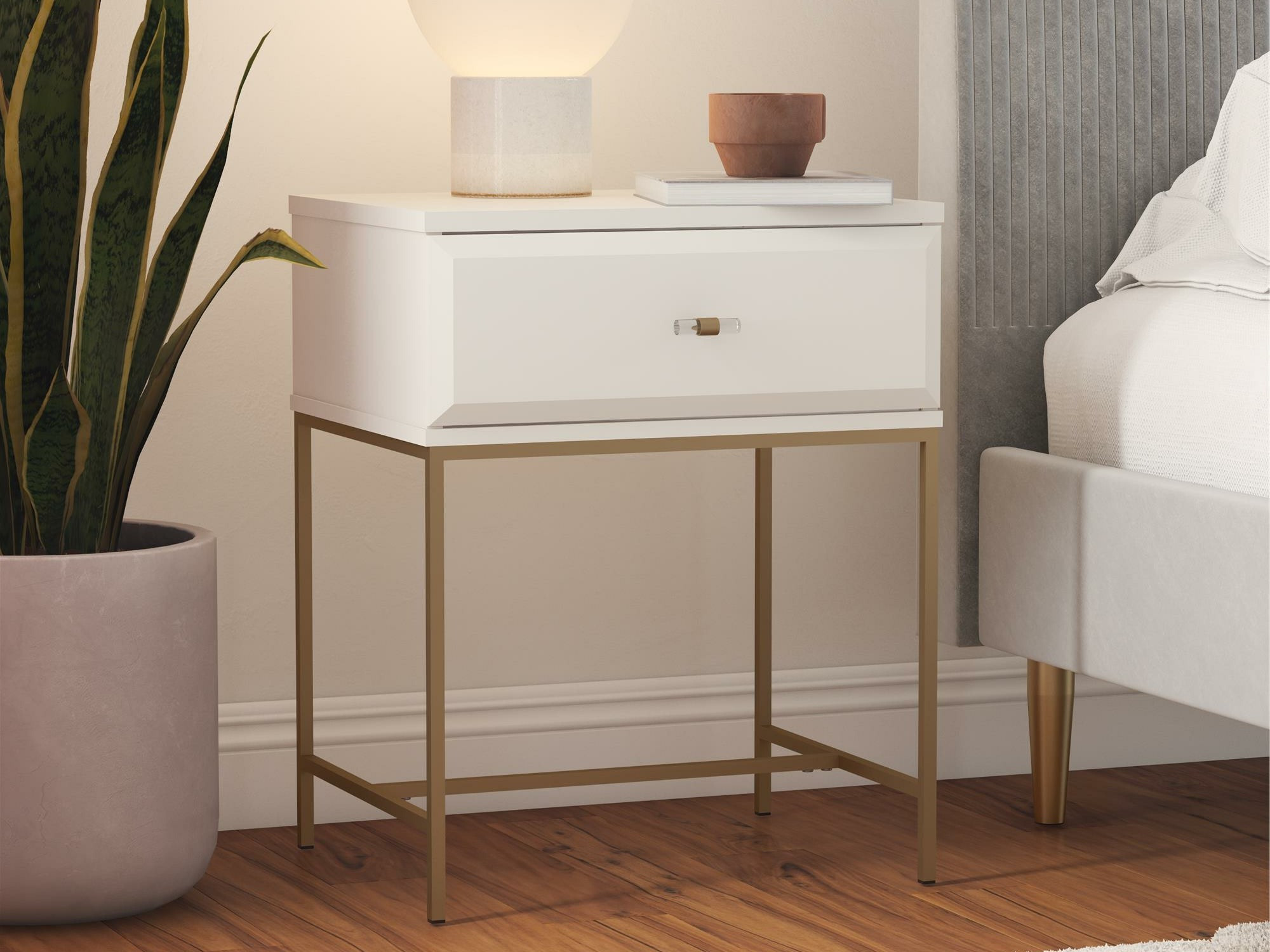 Nočna omarica Tulsa 655