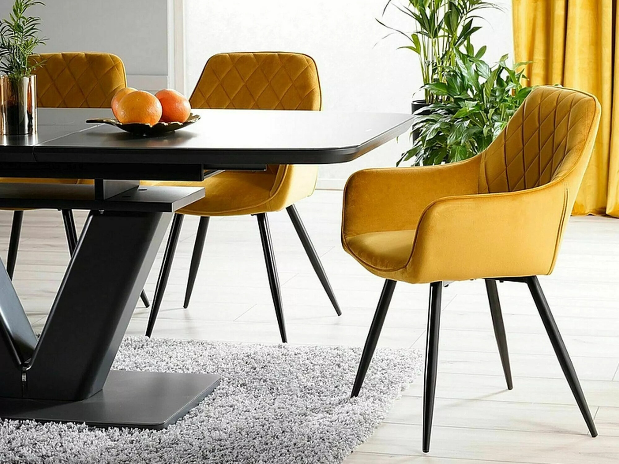 Stol Detroit 566 (Rumena)