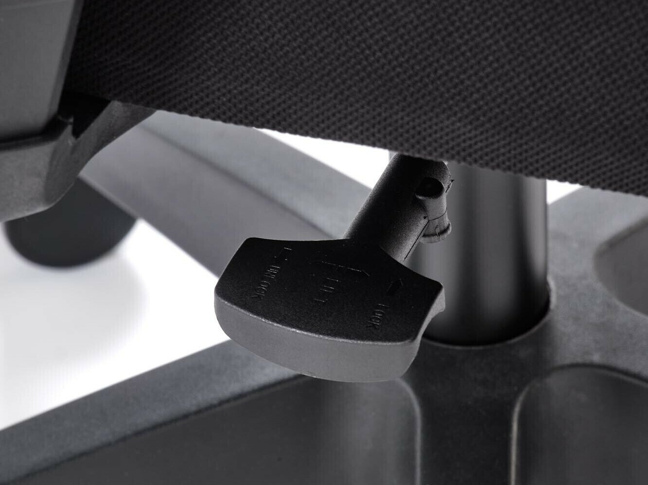 Pisarniški stol Houston 1866