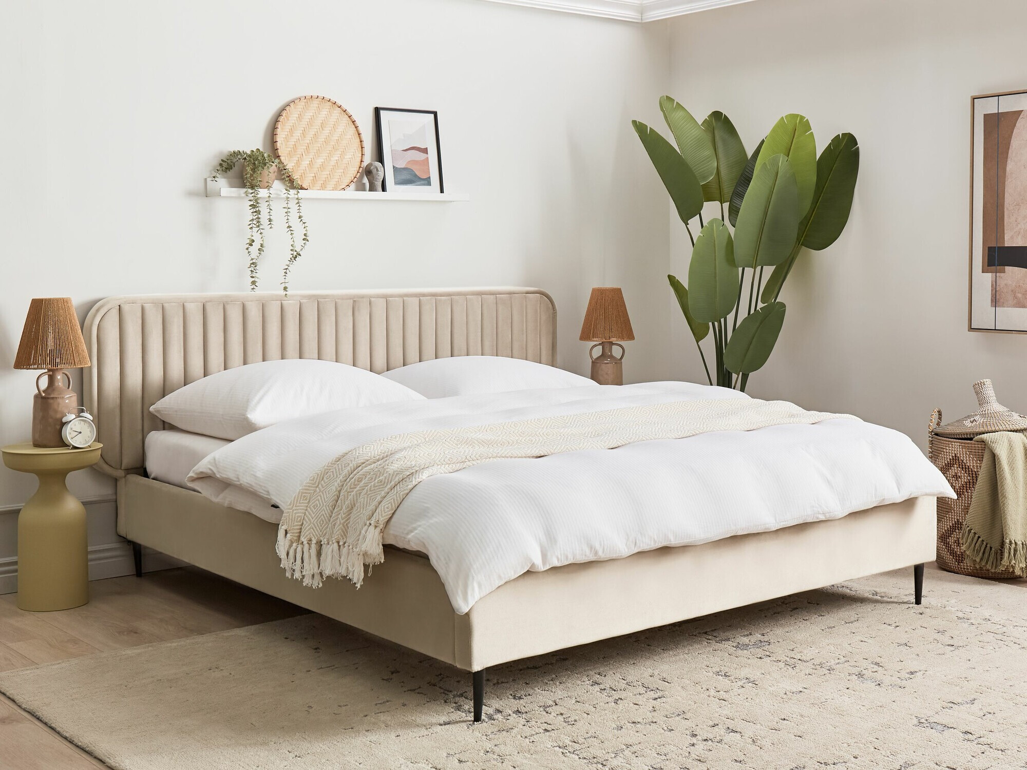 Postelja Berwyn 2213 (Taupe)