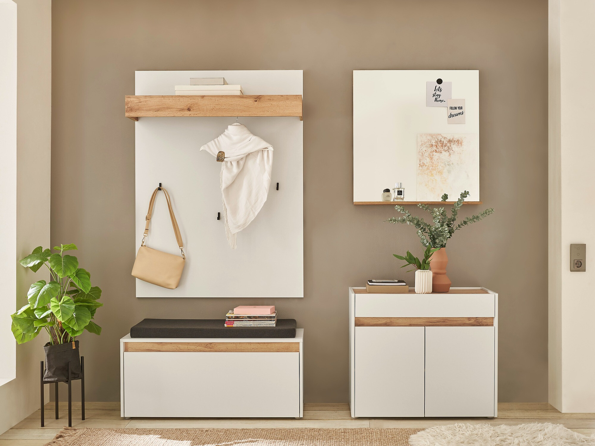 Komplet za predsobo Elbsori 168 (Bela)