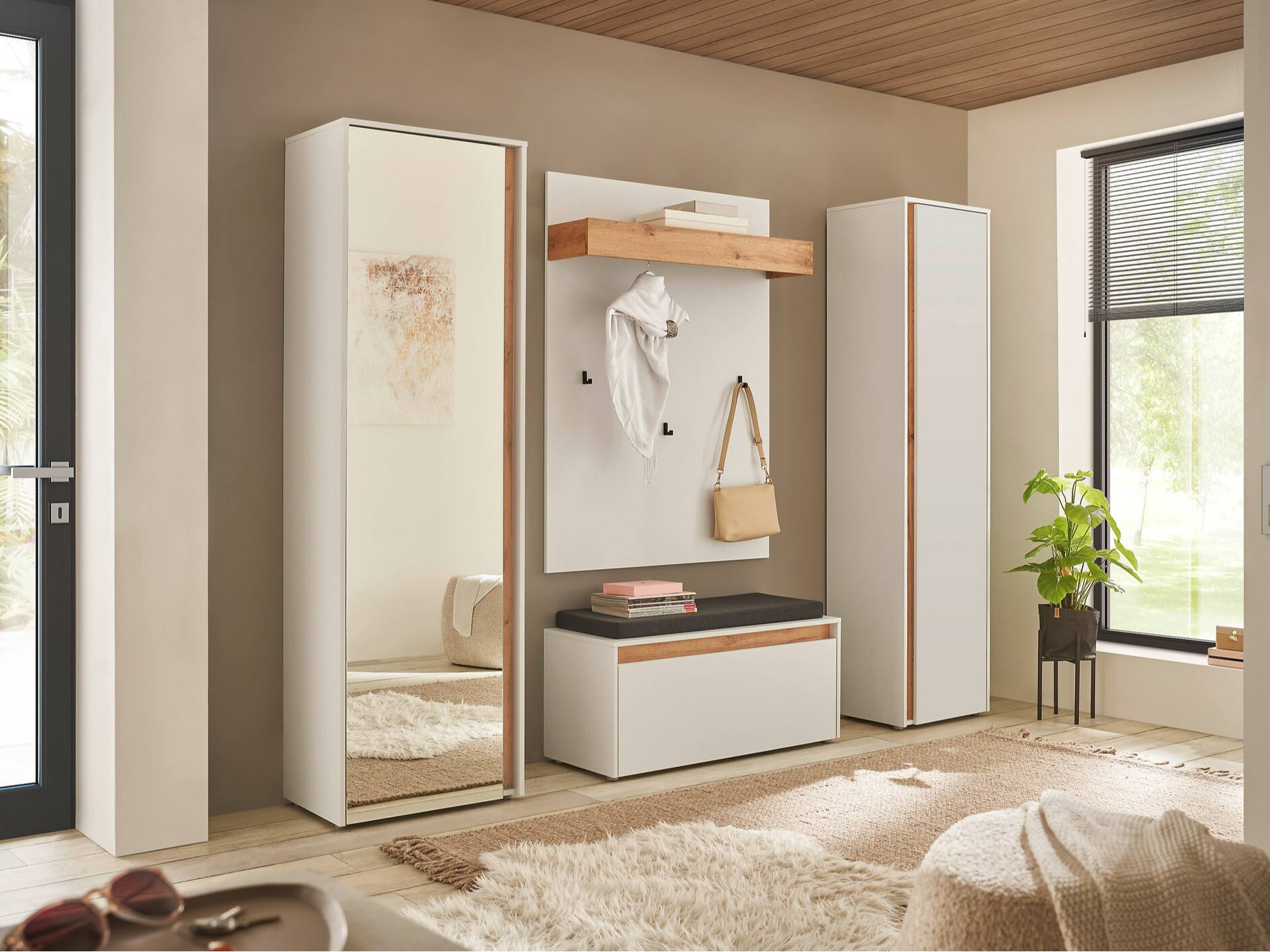 Komplet za predsobo Elbsori 169 (Bela)