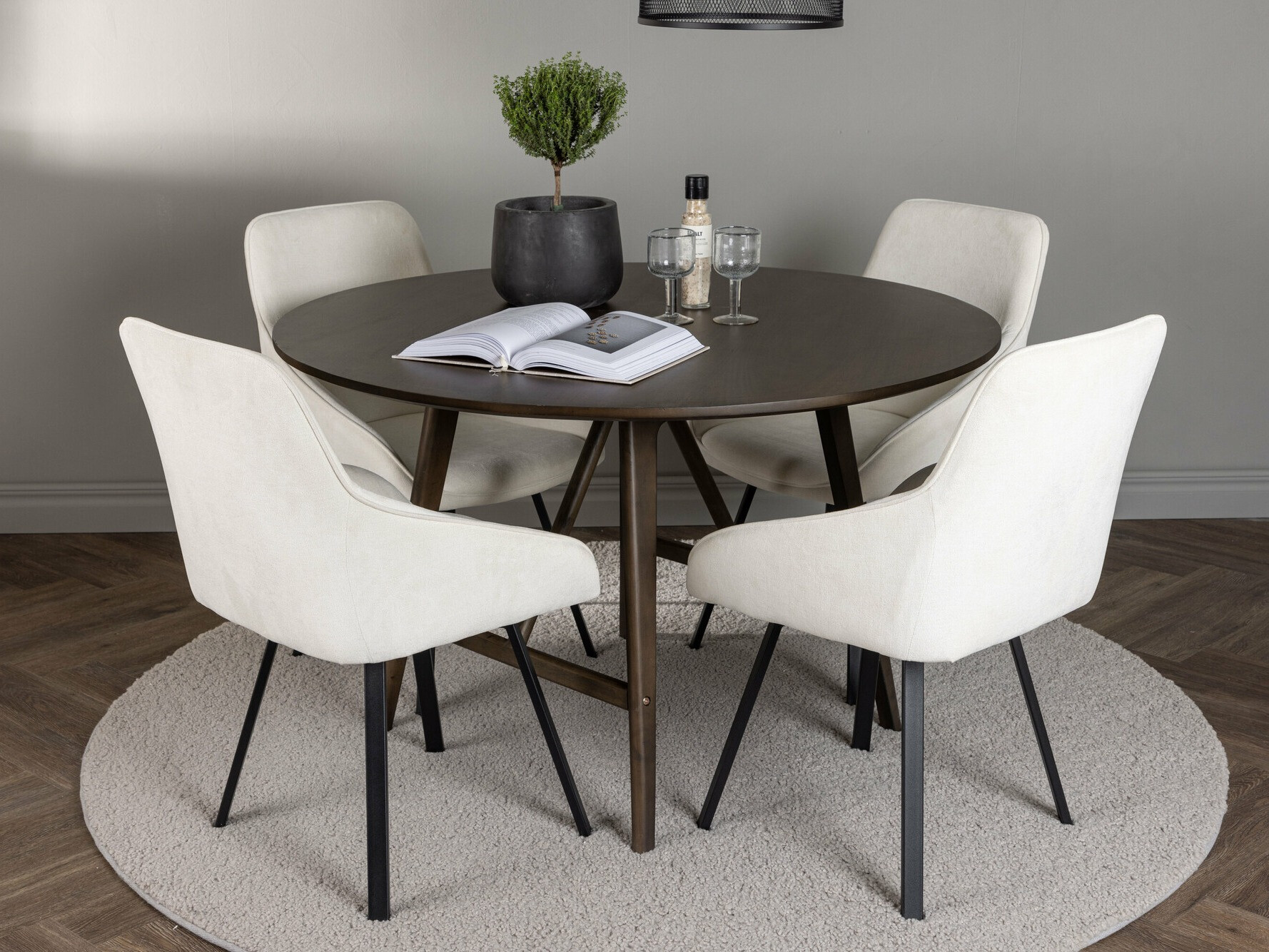 Jedilniški komplet Dallas 4585