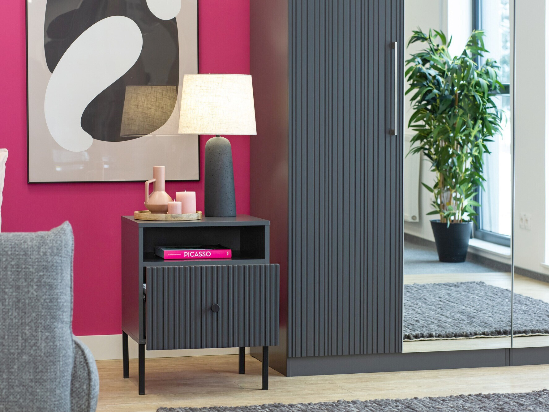 Nočna omarica Etliva 106 (Antracit)