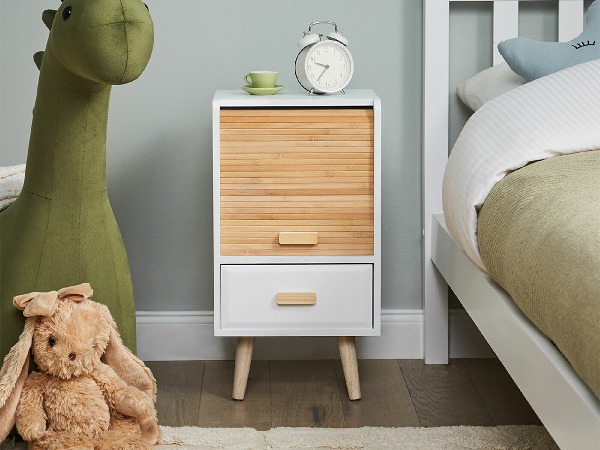 Nočna omarica Berwyn 2327