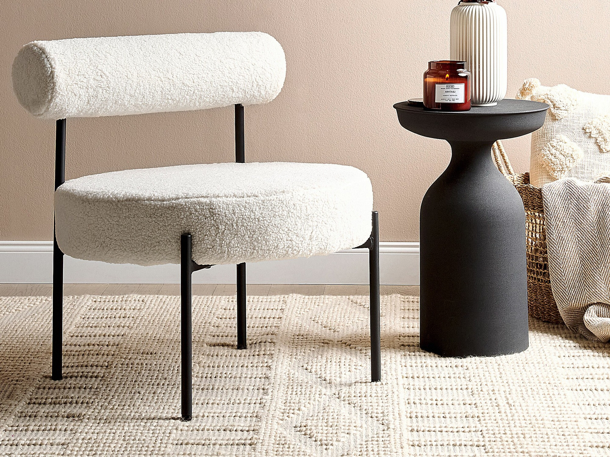 Fotelj Berwyn 1268 (Bela)