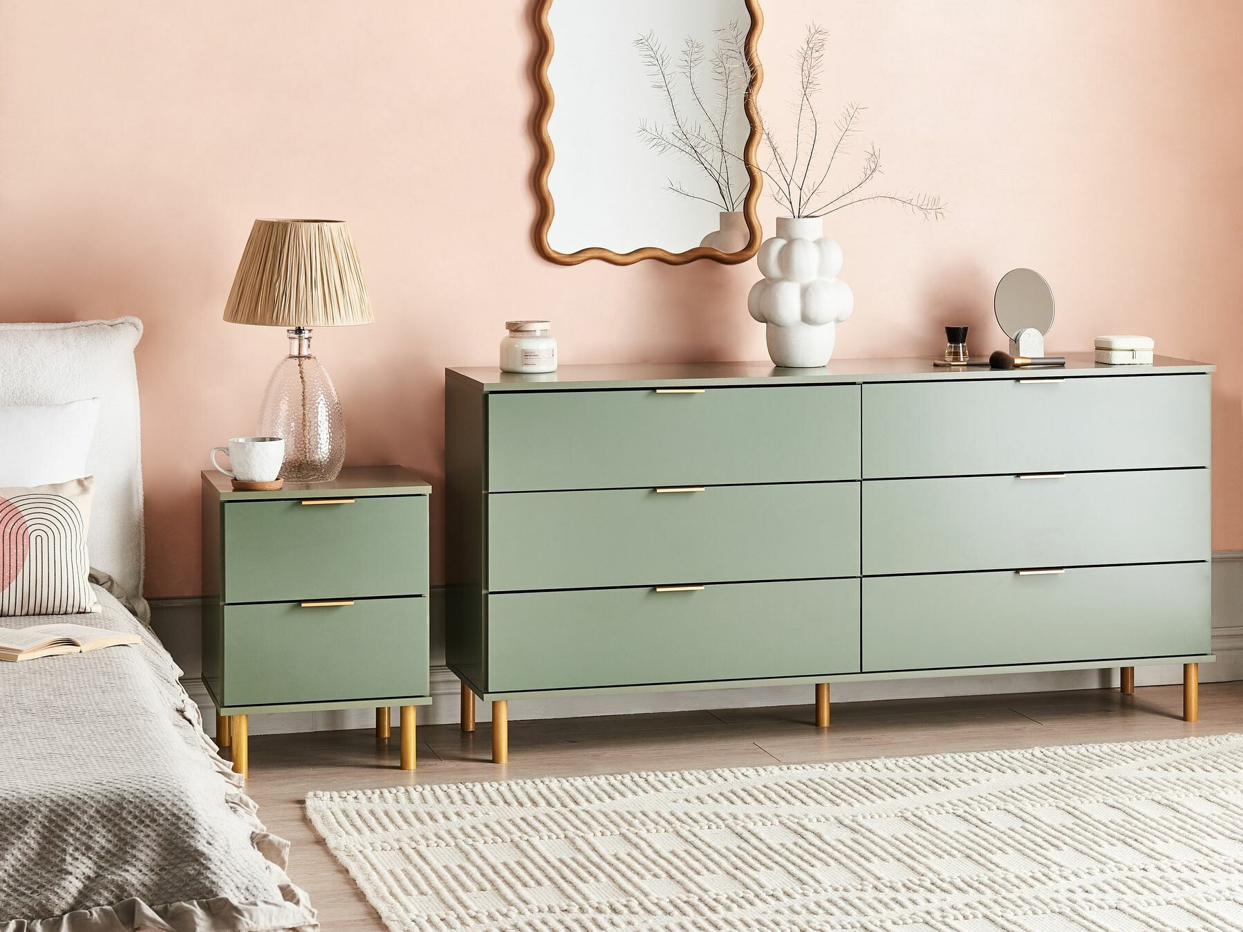 Nočna omarica Berwyn 2384 (Zelena)