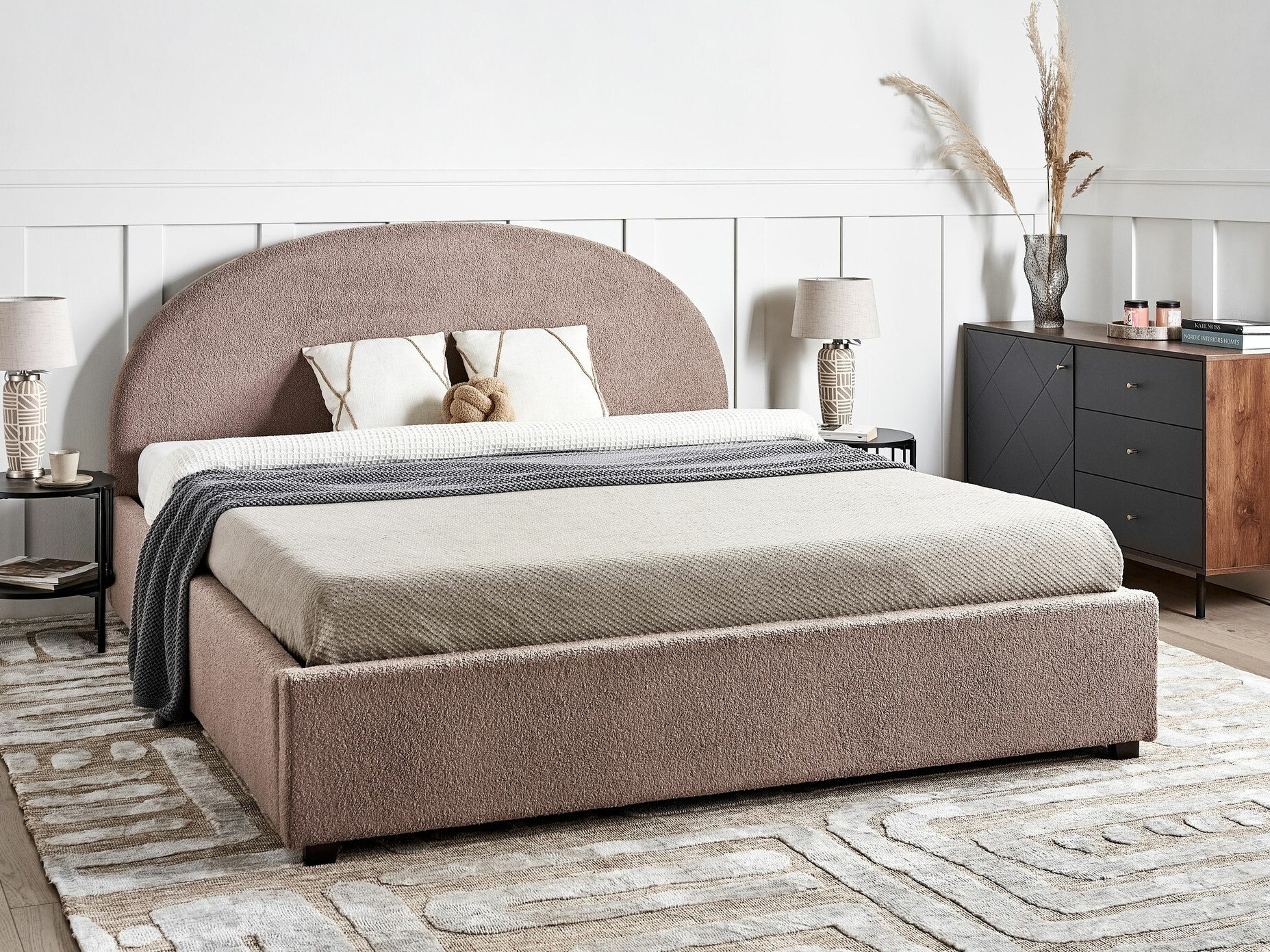 Postelja Berwyn 282 (Taupe)