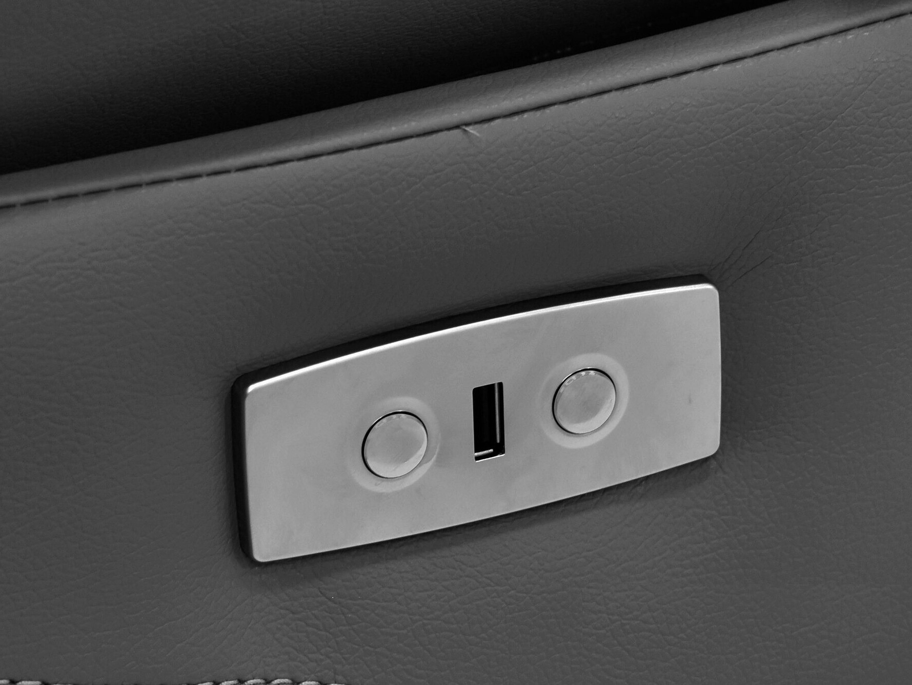 Fotelj s počivalnikom Denton 1324 (Siva)