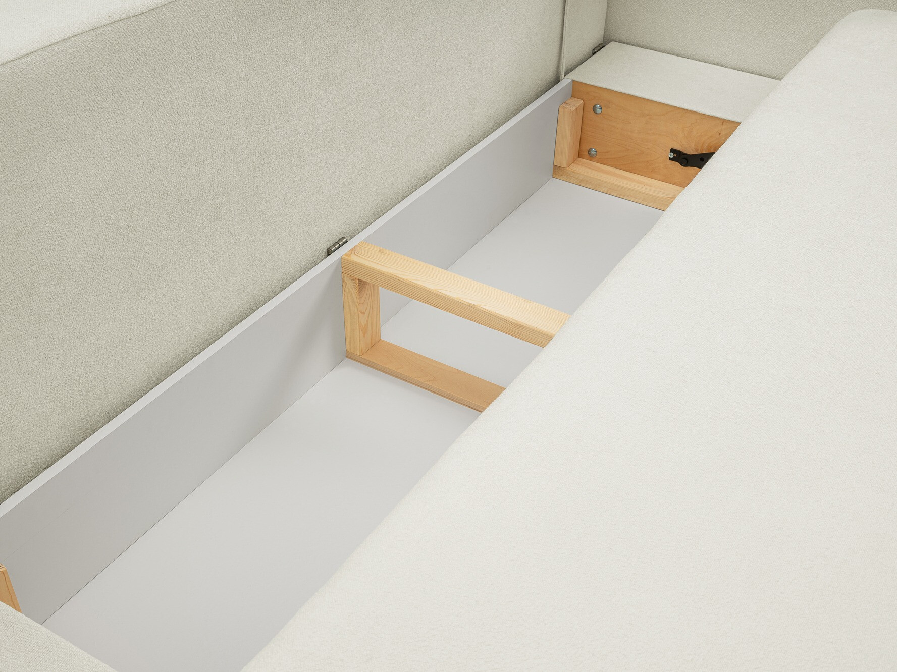 Raztegljiv kavč Kingston 139 (Sicuro 60)