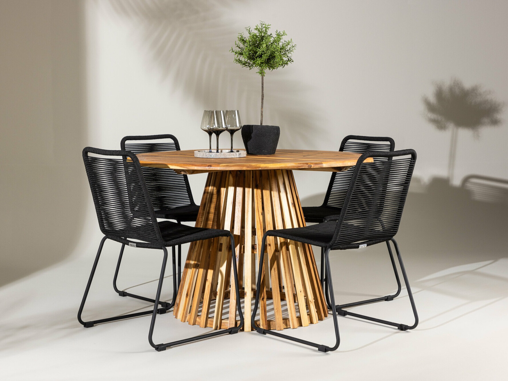 Komplet mize in stolov Dallas 4630 (Črna)