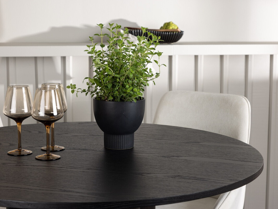 Jedilniški komplet Dallas 5008 (Črna)