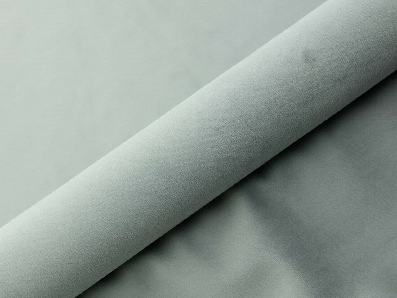 Boxspring postelja Martinez 114 (Magic Velvet 2240)