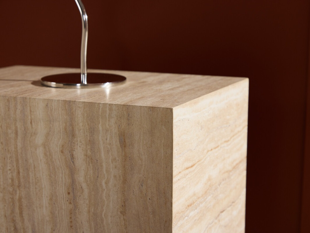 Stranska mizica Dallas 5005 (Svetla Travertine)