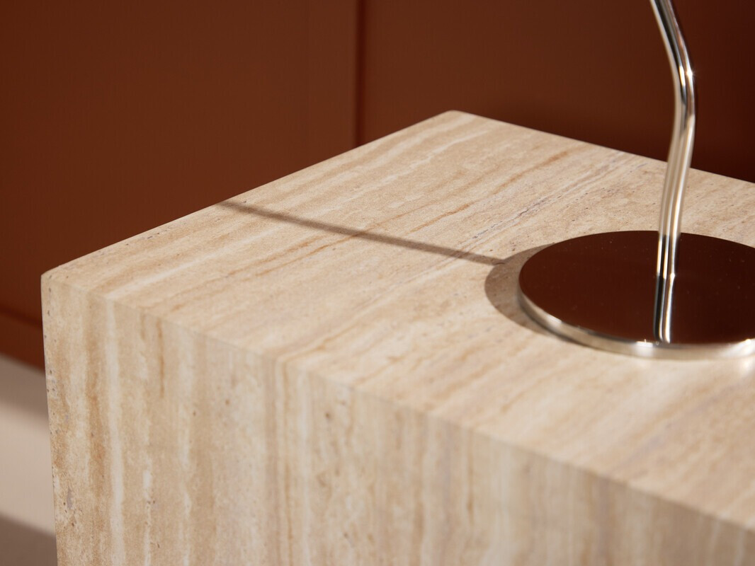 Stranska mizica Dallas 5005 (Svetla Travertine)