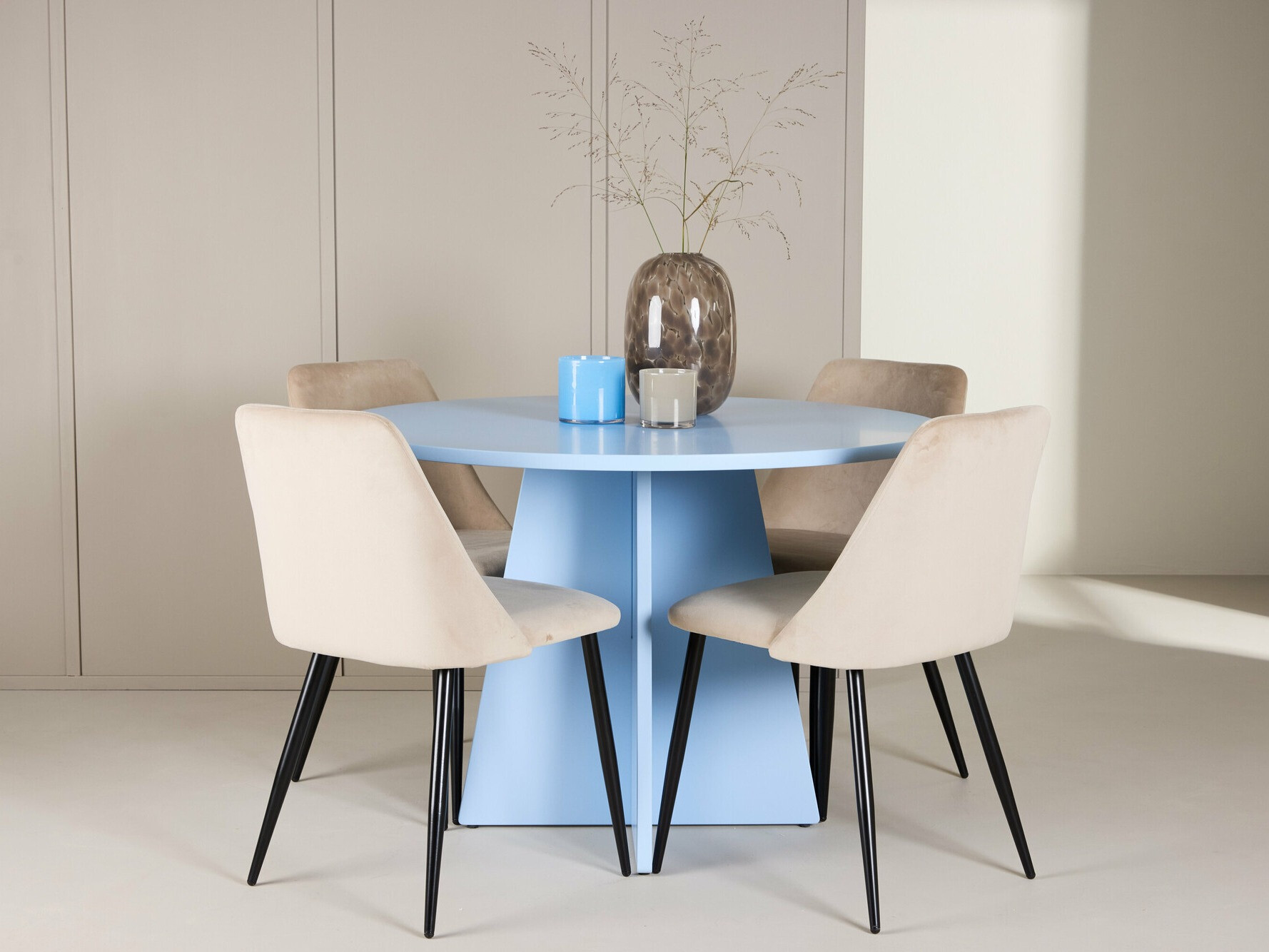 Jedilniški komplet Dallas 4748