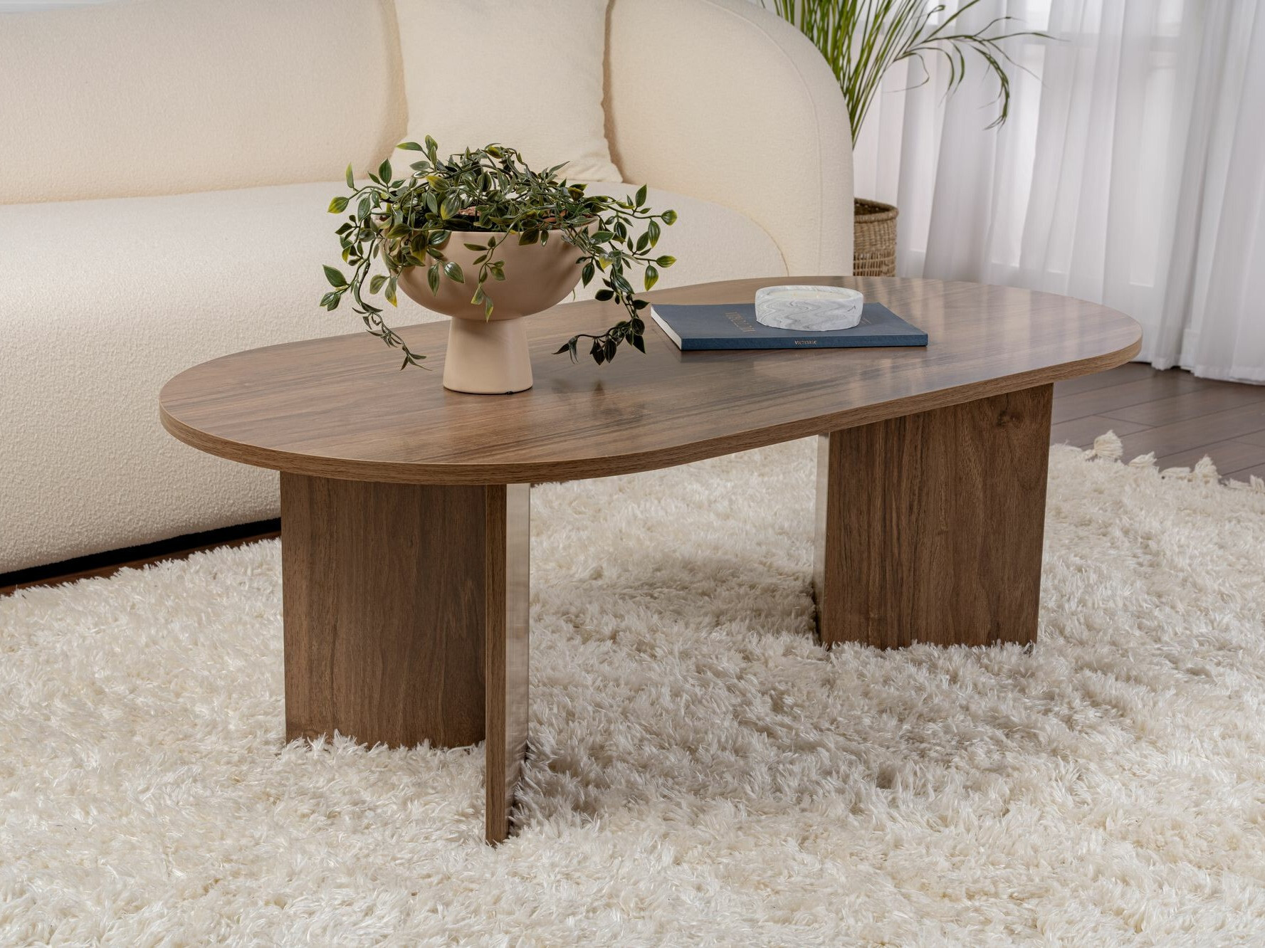 Klubska mizica Novato 111 (Oreh)