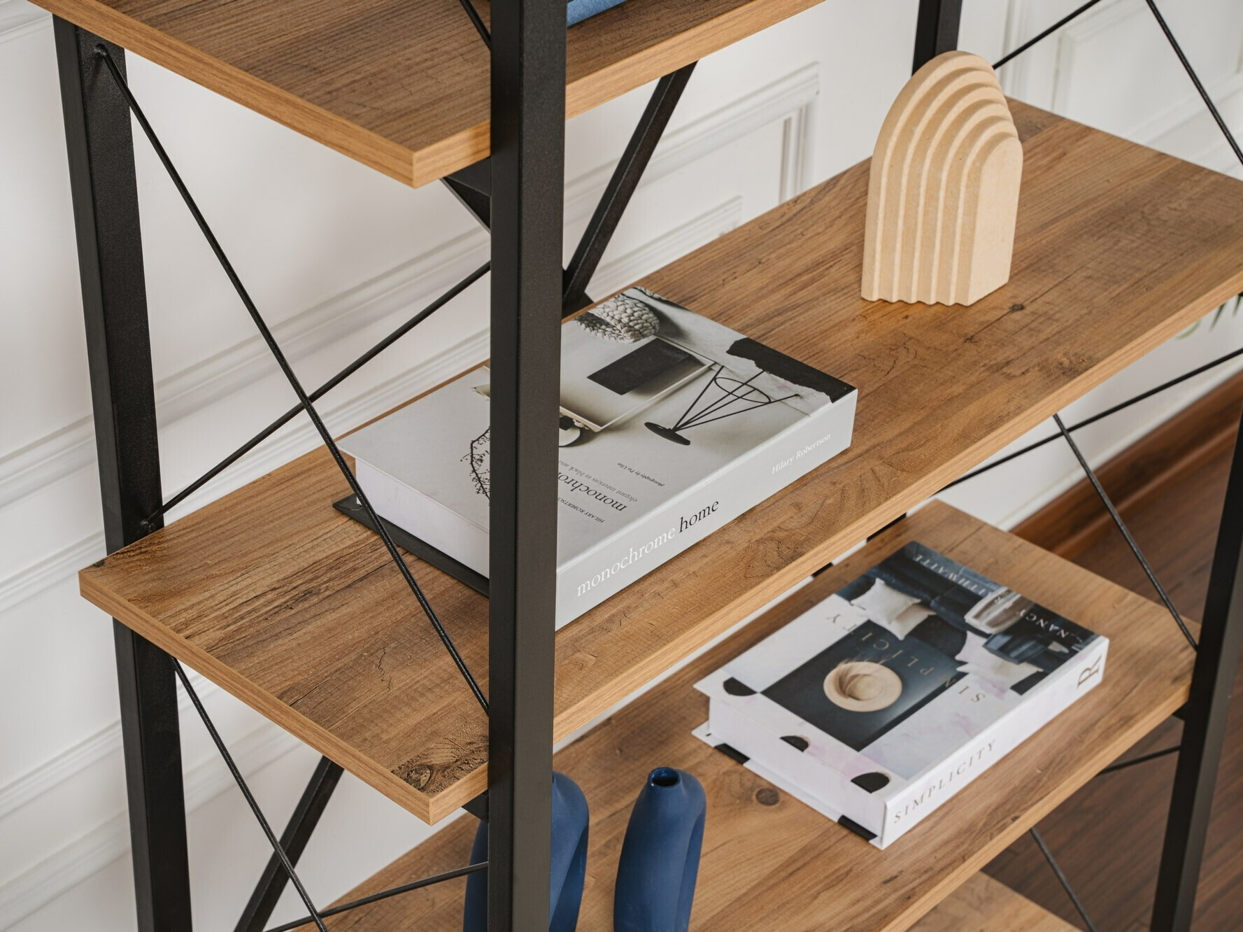 Regal Novato 115 (Bor + Črna)