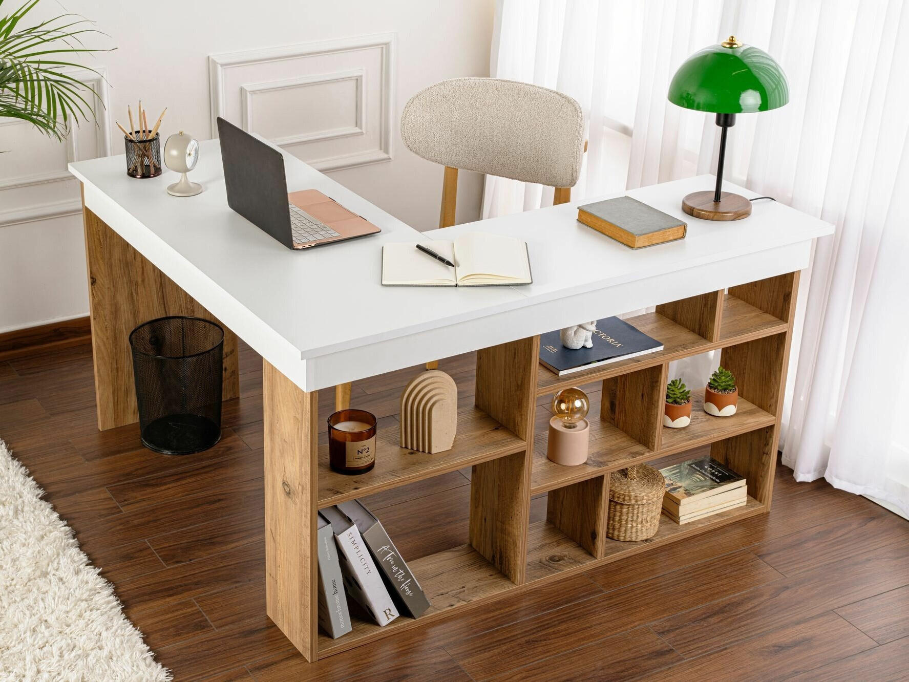 Kotna pisalna miza Asheboro 170