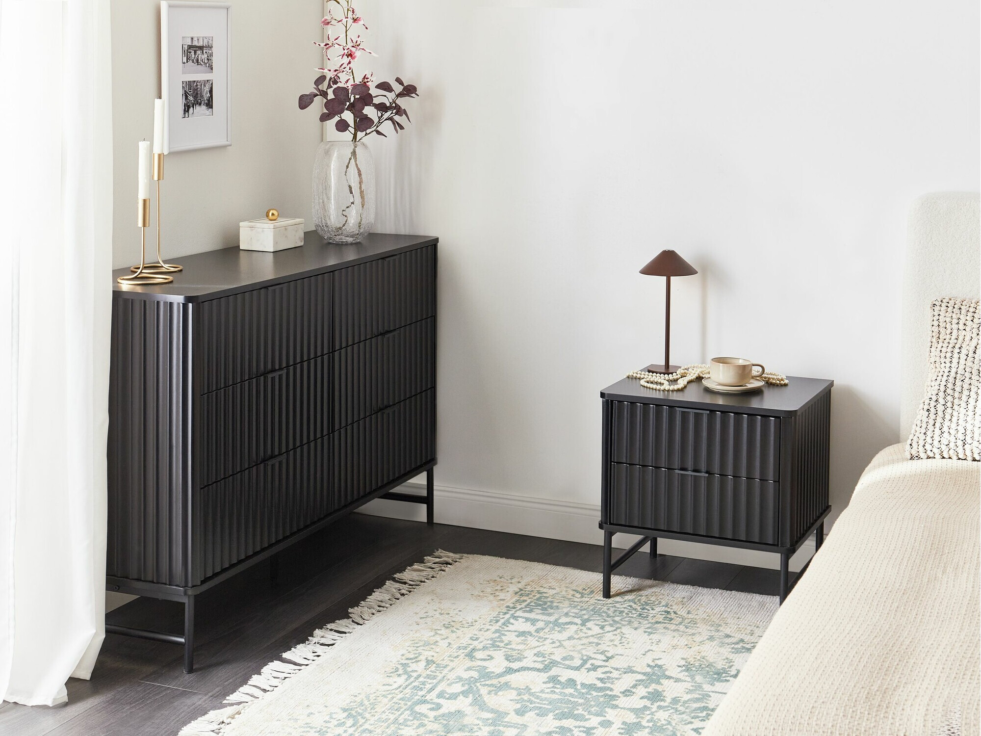 Komoda Berwyn 2576 (Črna)