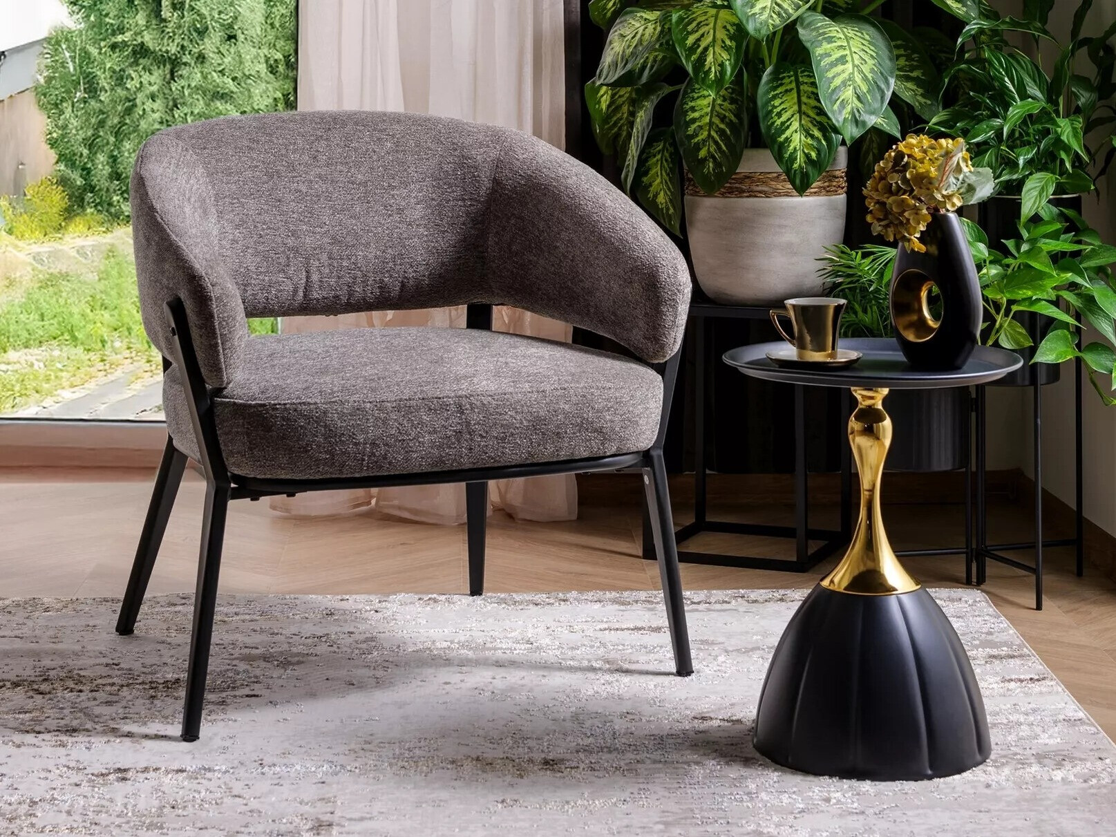 Stranska mizica Detroit 713 (Črna)