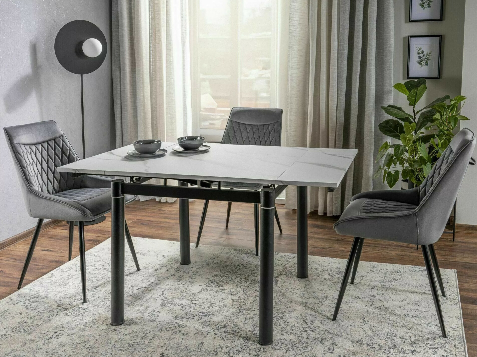 Stol Detroit 732 (Siva)