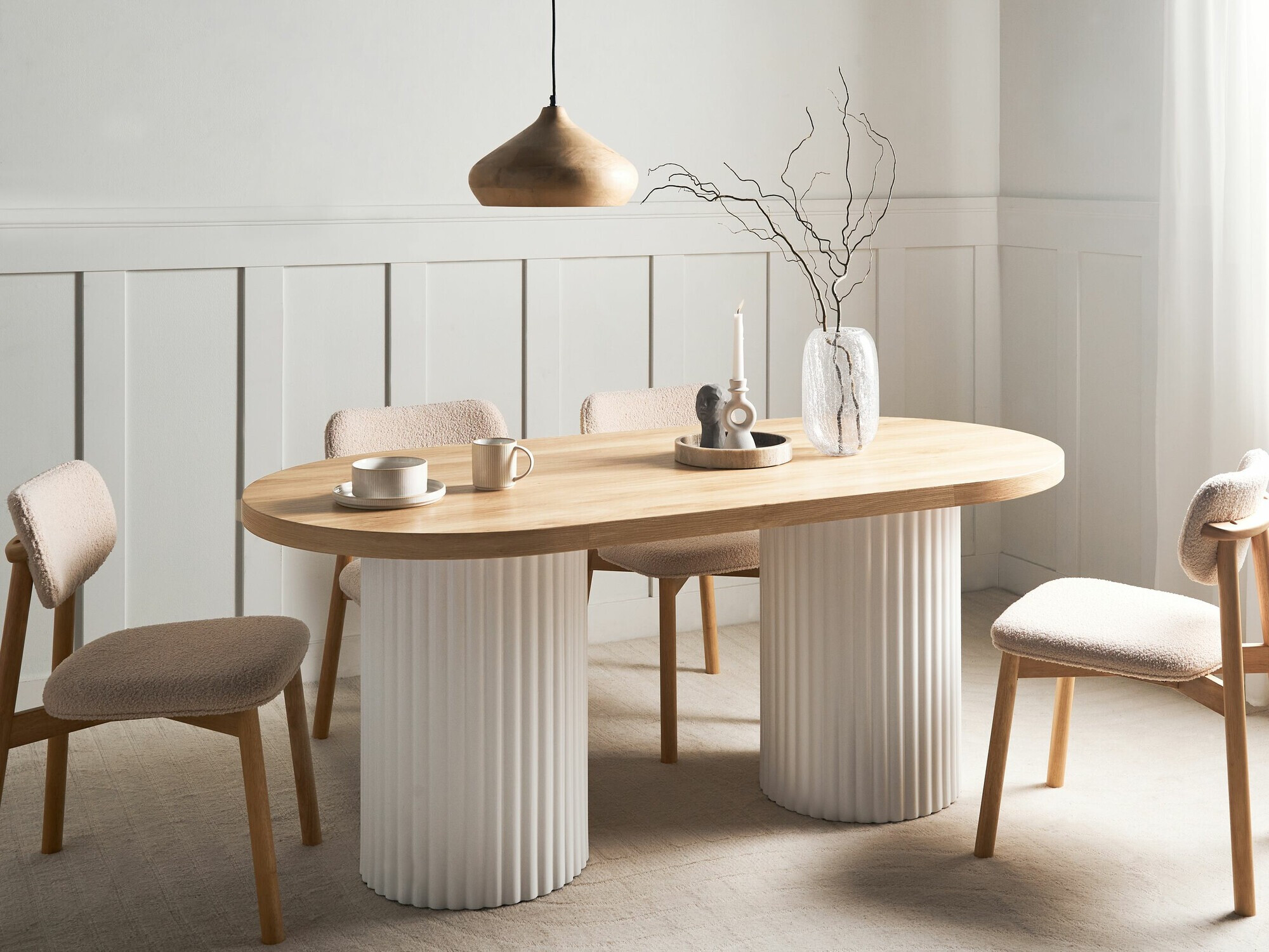Miza Berwyn 2611