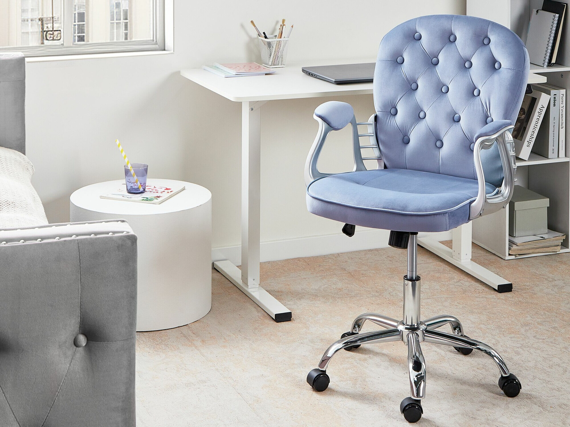 Pisarniški stol Berwyn 336 (Svetlo modra)