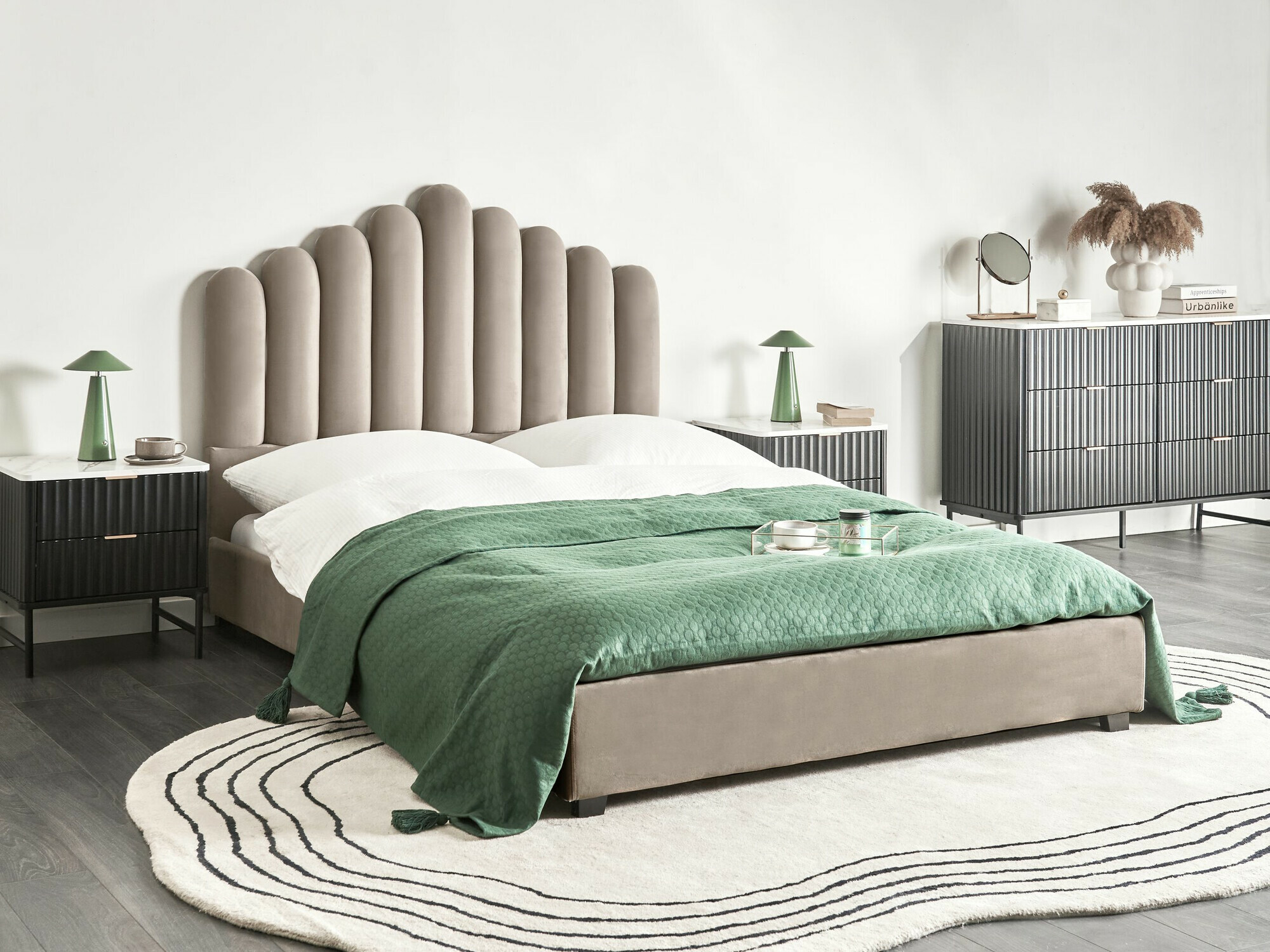 Postelja Berwyn 2665 (Taupe)