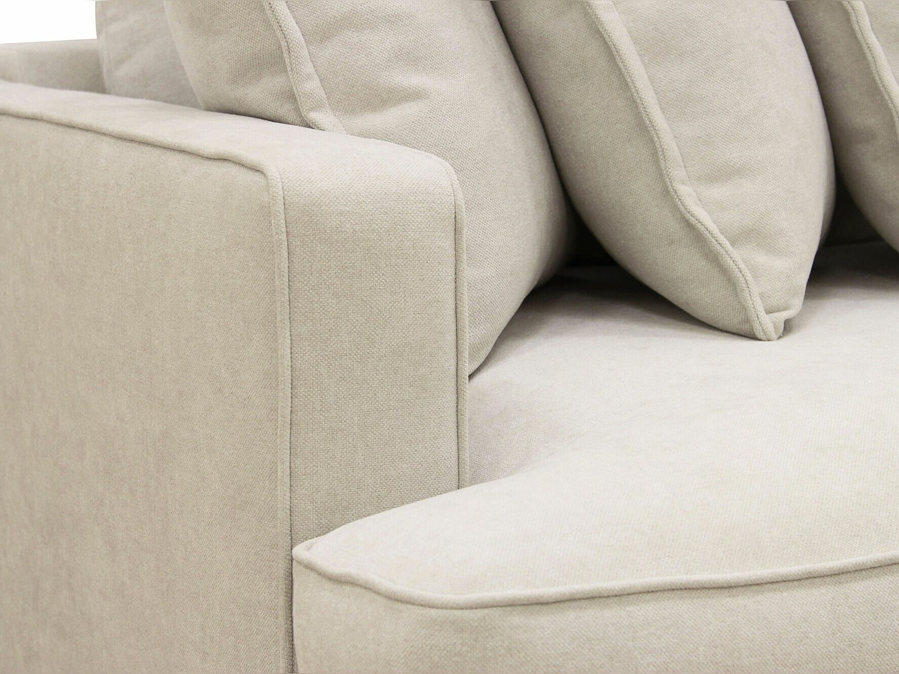 Kavč Tivsoe 107 (Storm 02)