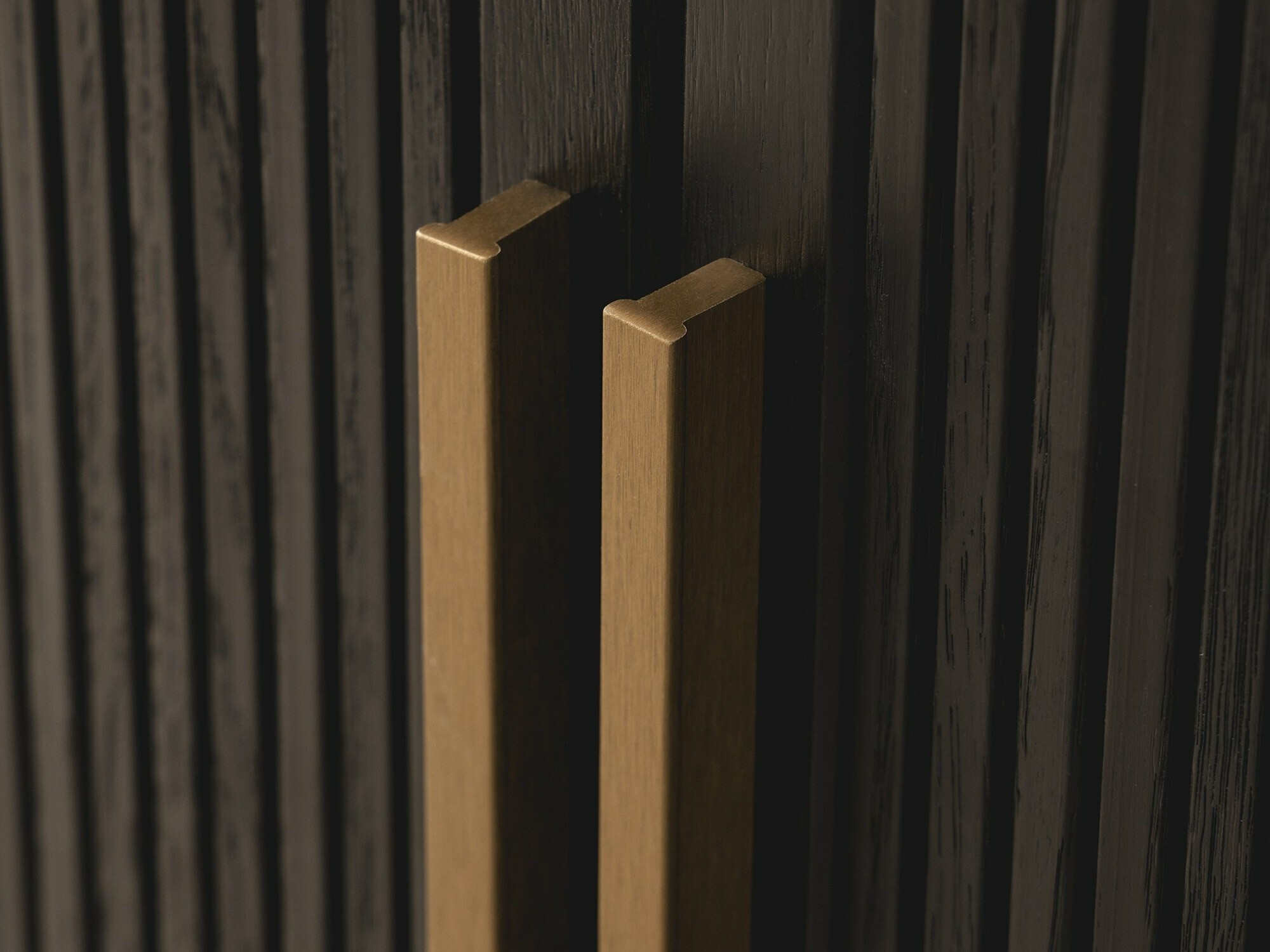 Omarica Burleson 103 (Črna)