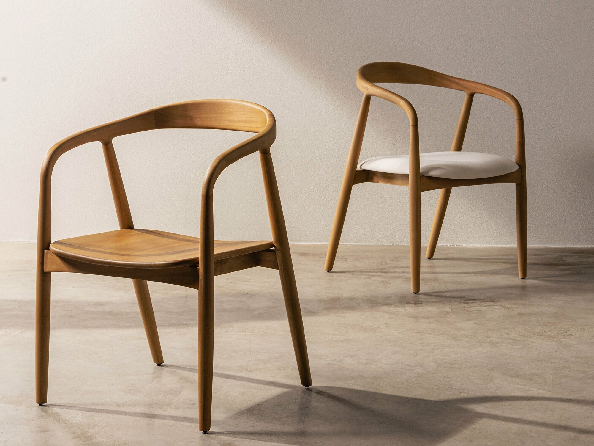 Stol Burleson 247 (Svetel les + Krema)