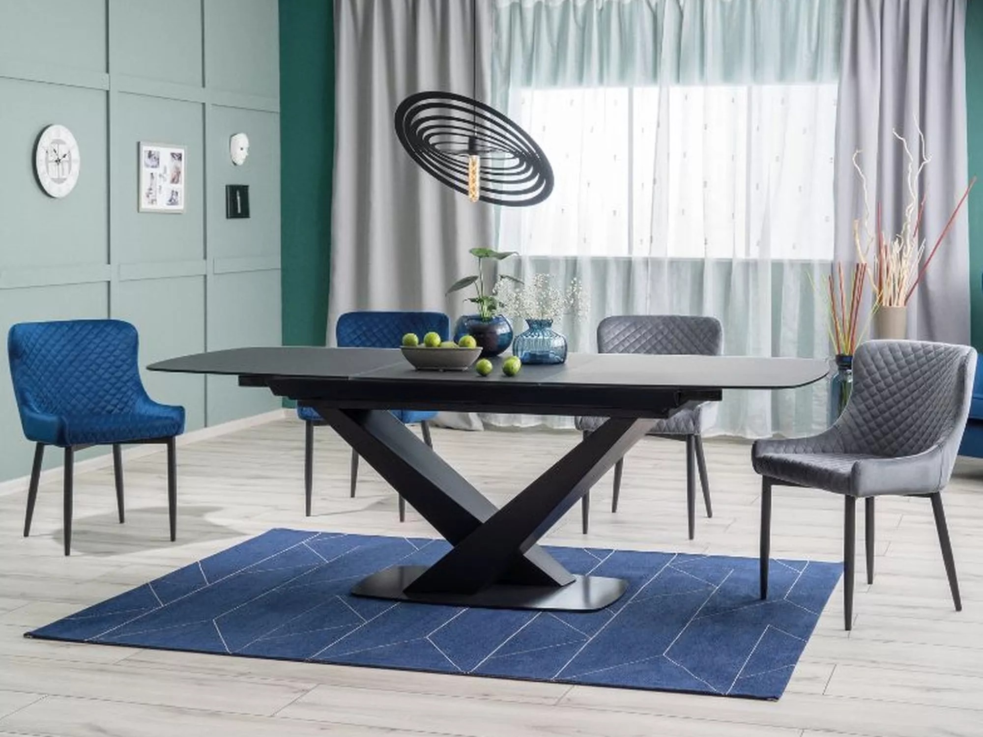 Stol Detroit 768 (Siva)