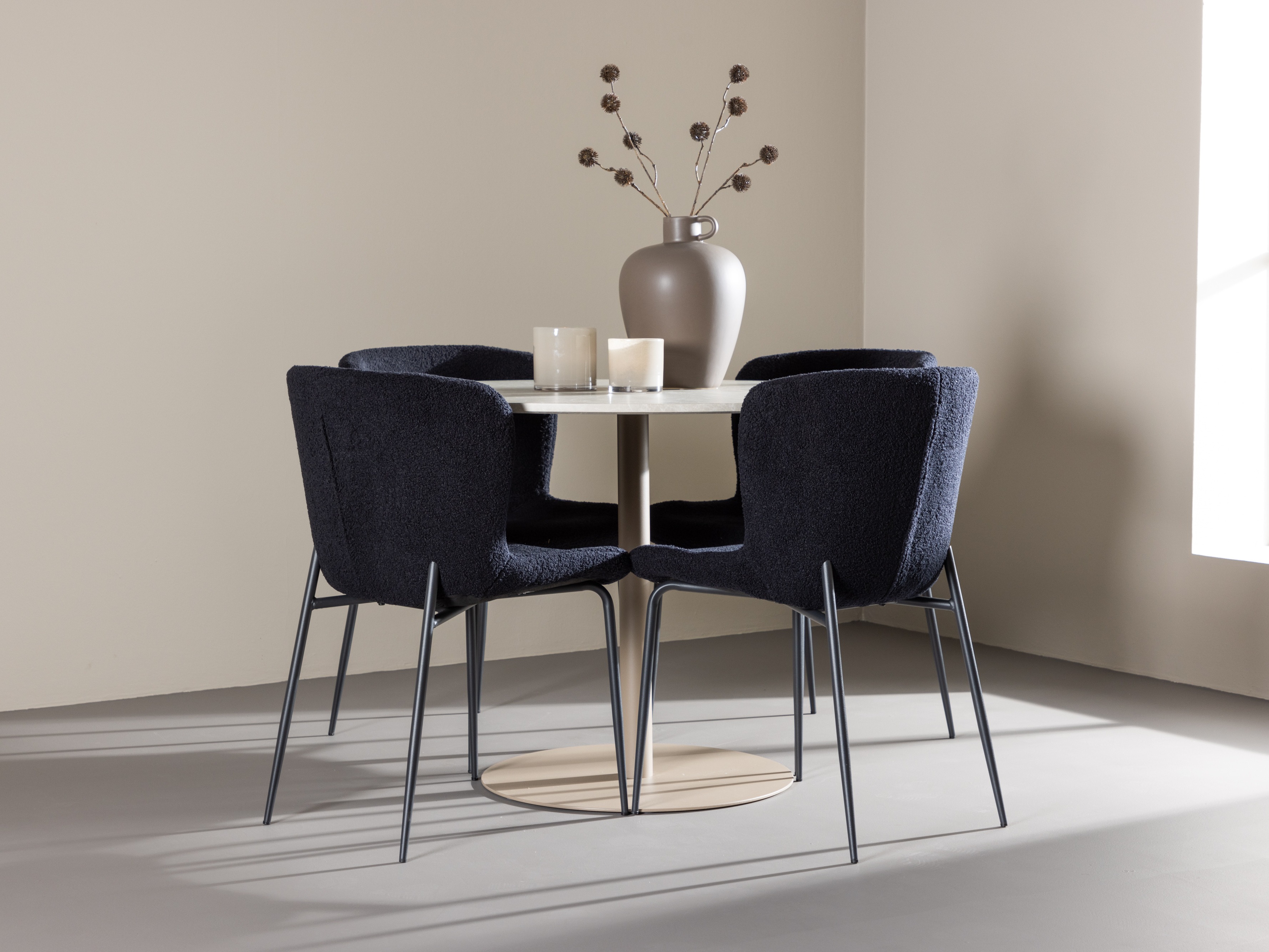 Jedilniški komplet Dallas 4863 (Črna)