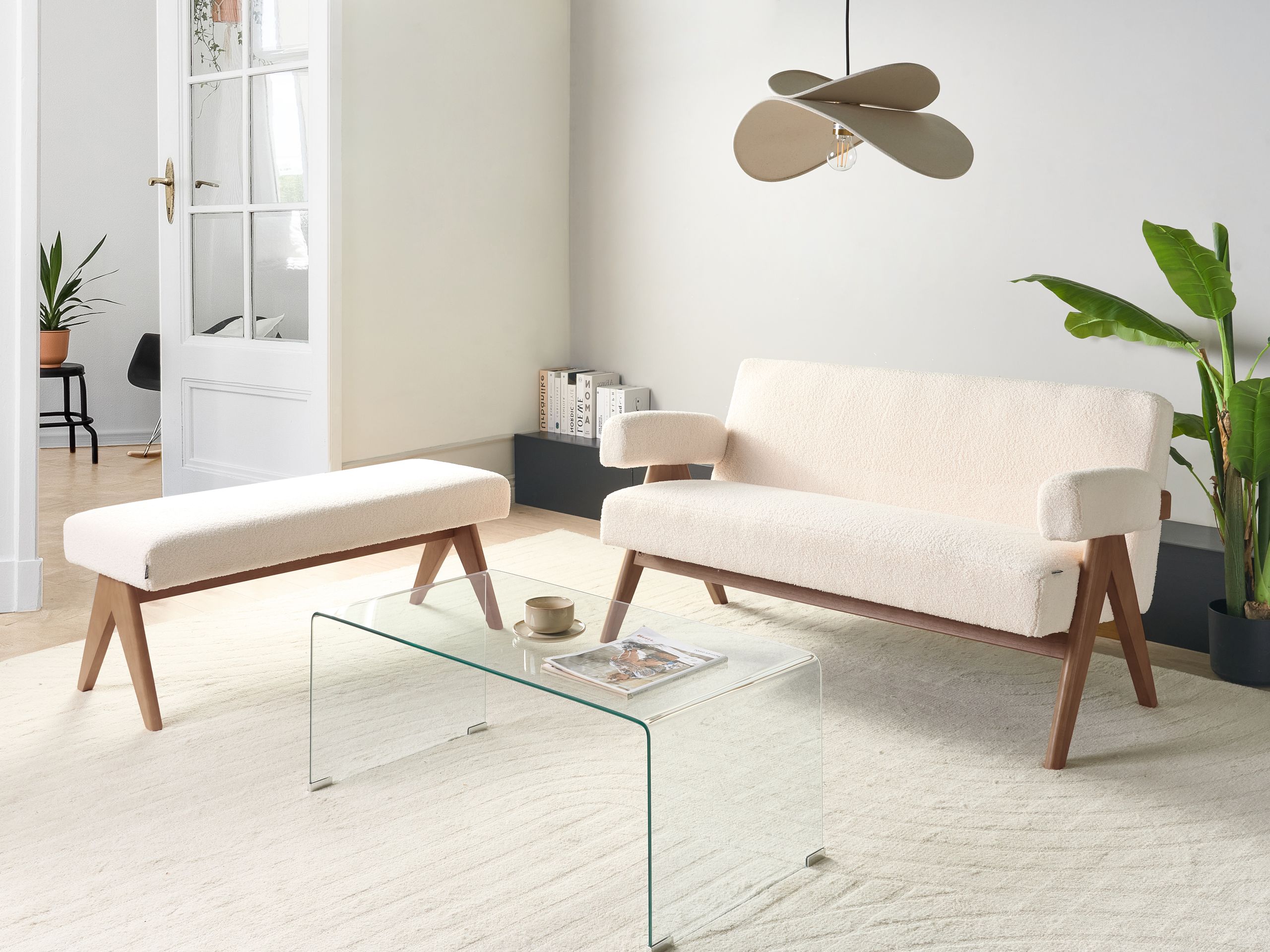 Klop z oblazinjenjem Berwyn 2713 (Bela + Temen les)